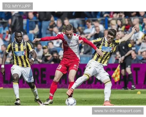 阿贾克斯力克福伦丹，荷甲冠军可期，阿贾克斯对福图纳